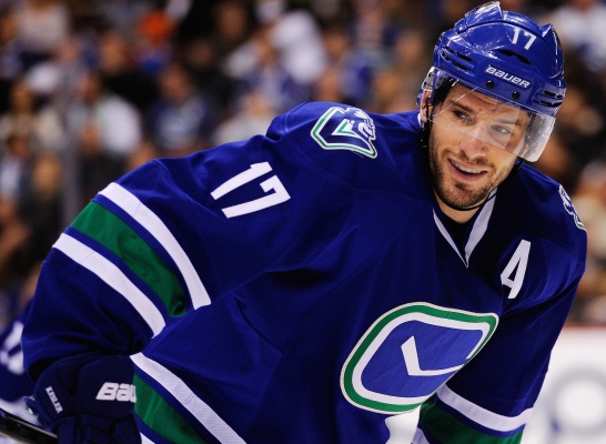 Ryan Kesler will undoubtedly help strengthen the Ducks down the middle. 